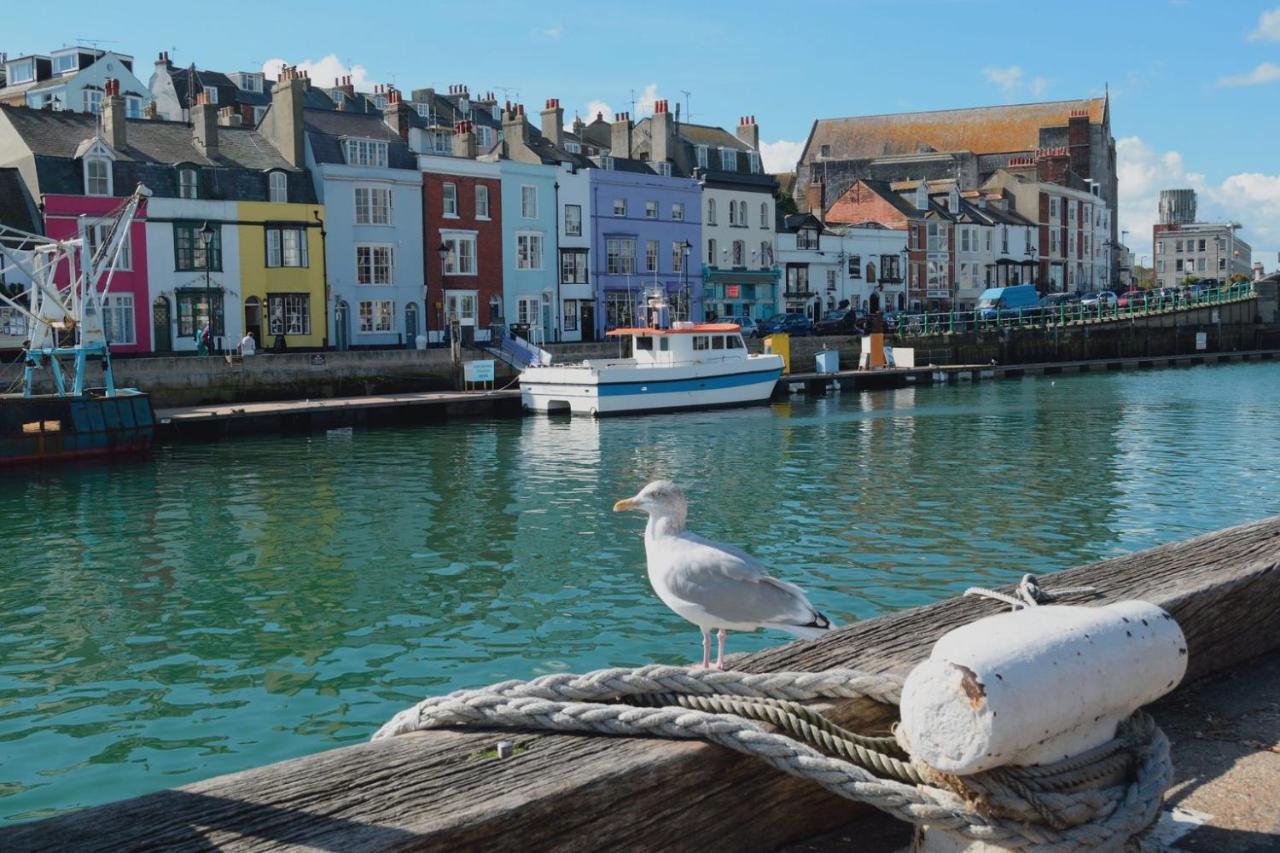 Отель Littlesea Haven Jurrasic-Views Wyke Regis Экстерьер фото